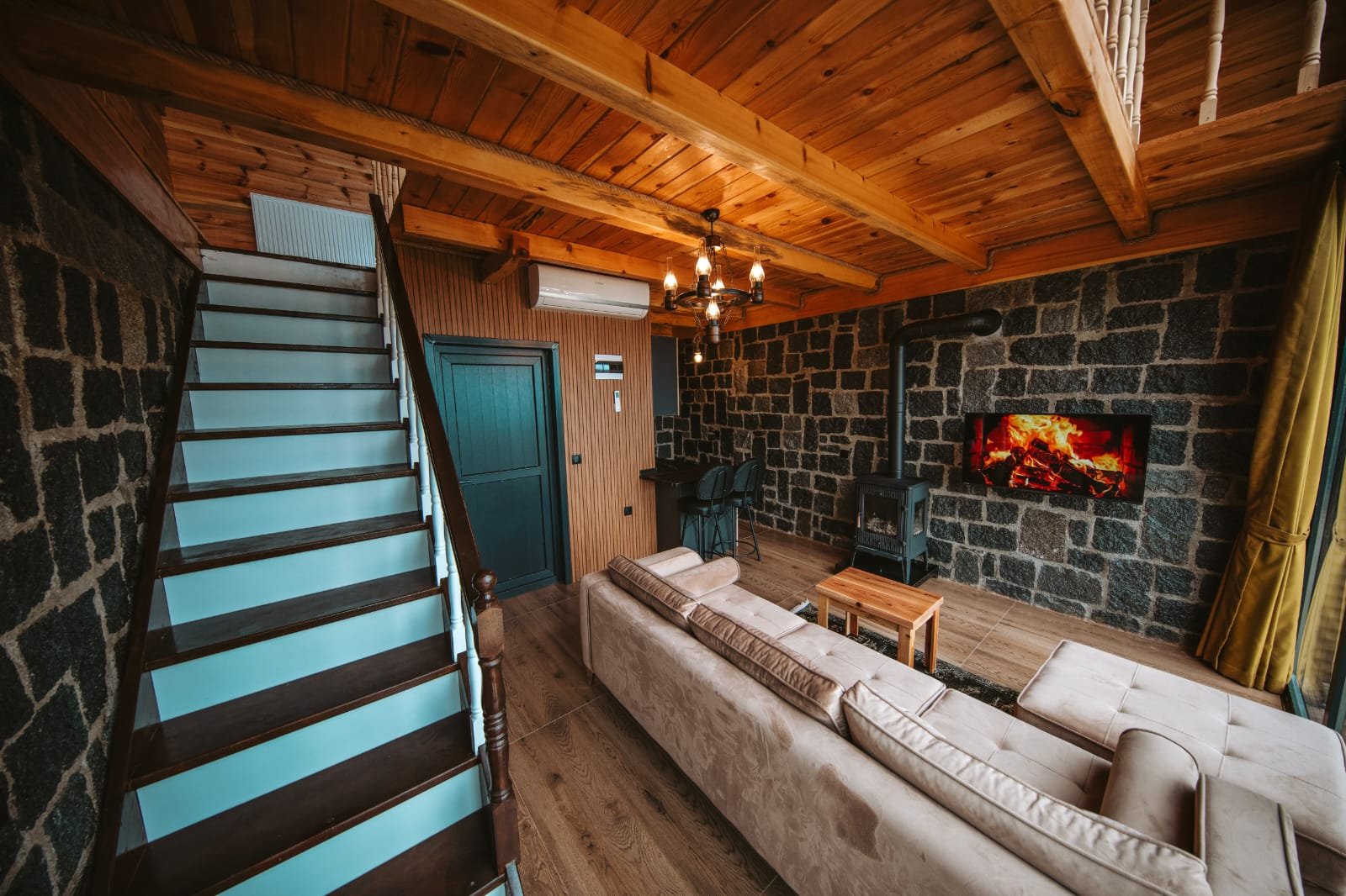 NO : 10 Jakuzili Bungalov