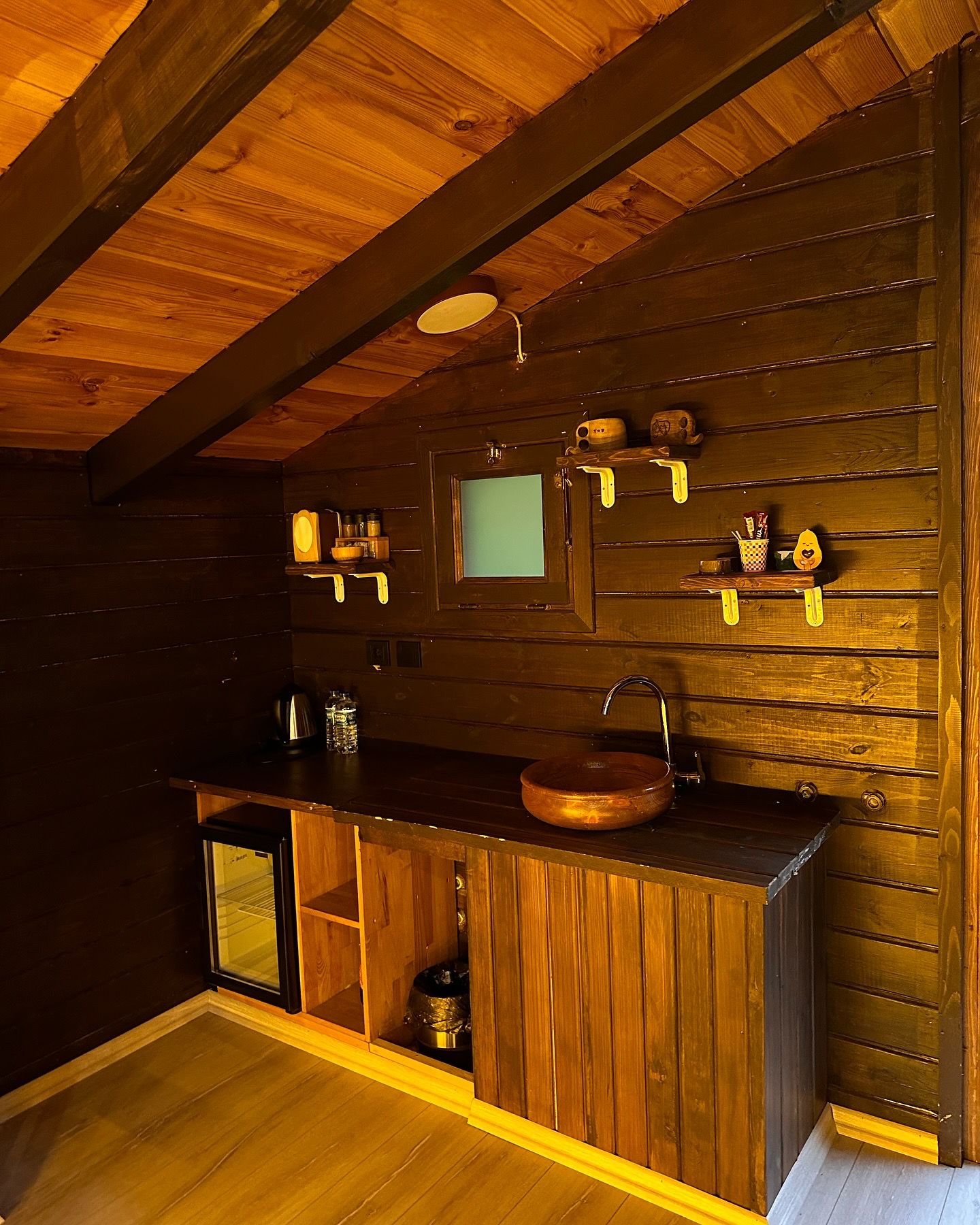 NO : 2 Jakuzili Bungalov