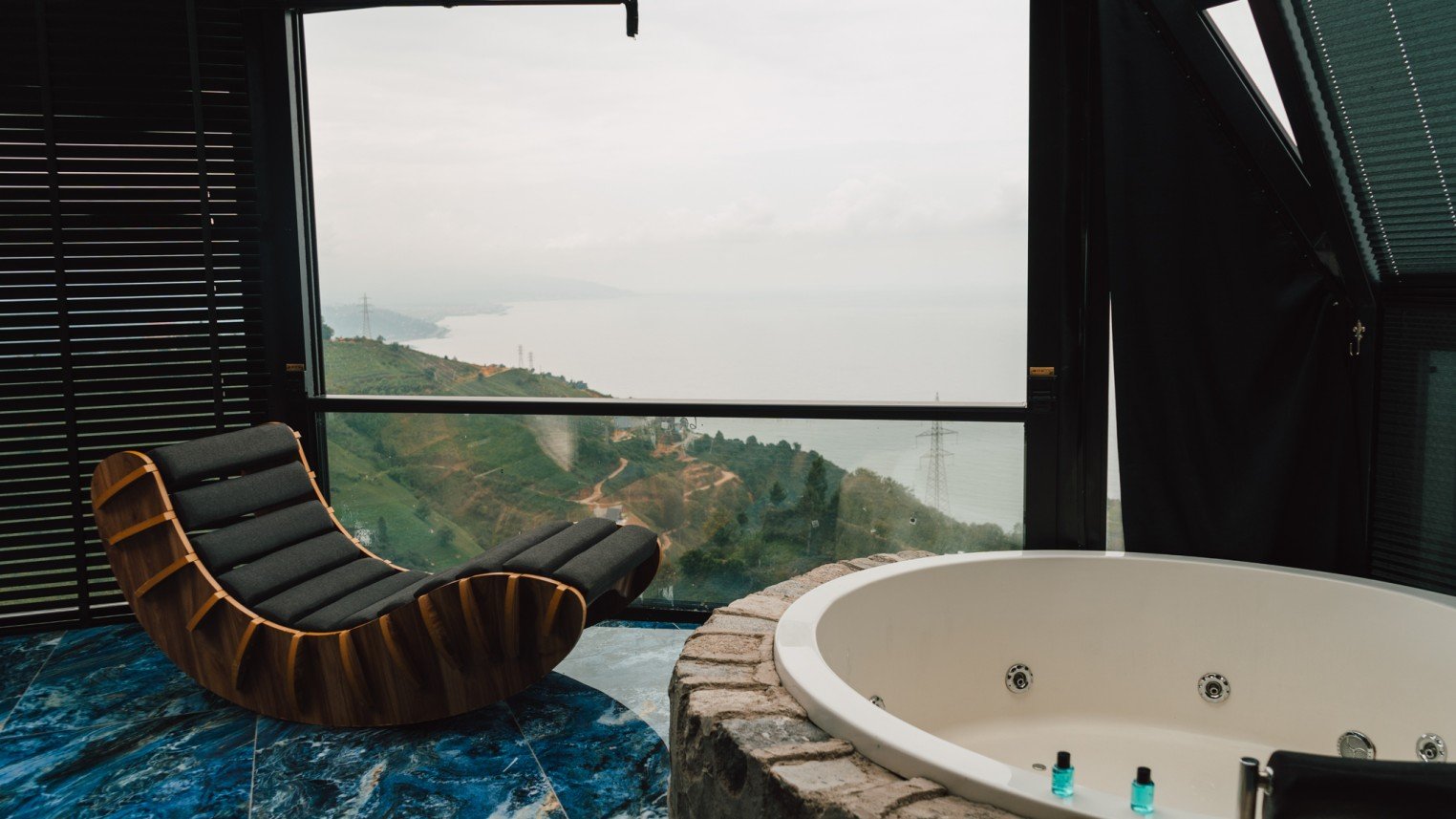 NO : 4 Jakuzili Bungalov