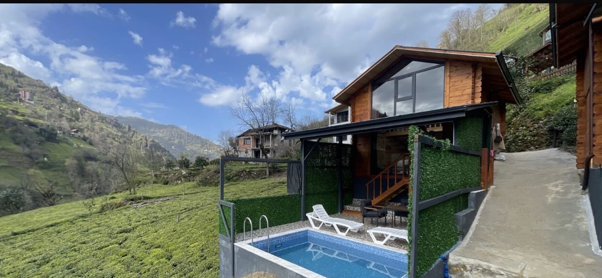 NO : 7 Havuzlu  Bungalov