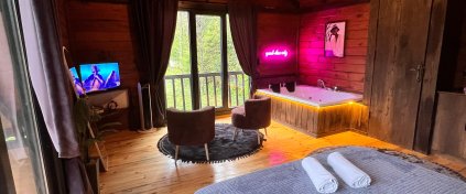 NO : 6 Jakuzili Bungalov